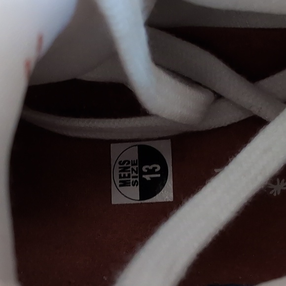 Nike Men's Book Chapter One Sneakers - Picture 8 of 12